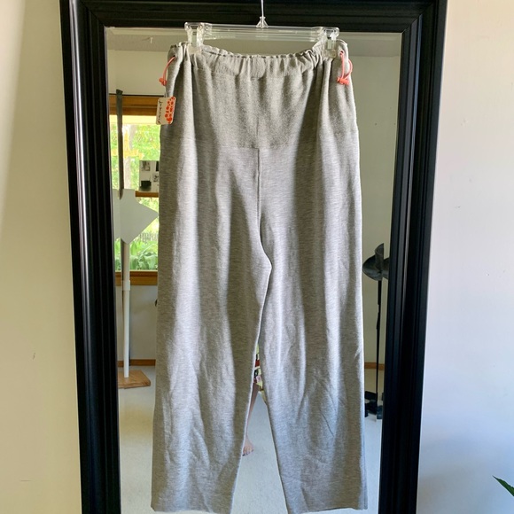 NEW FREE PEOPLE Movement Heather Gray Surfside Straight Leg Jogger Pants - Picture 6 of 10